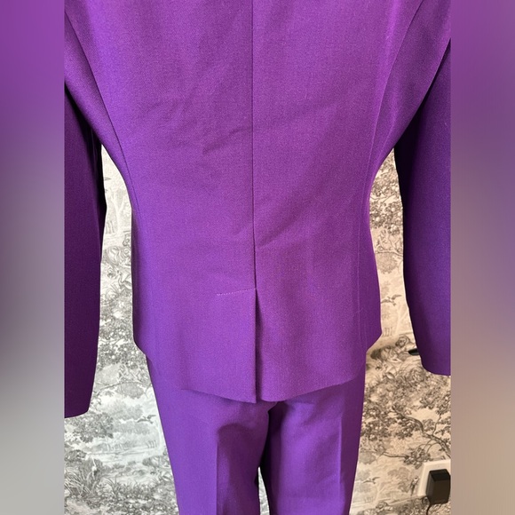 Purple Single-Breasted Suit - Picture 9 of 11